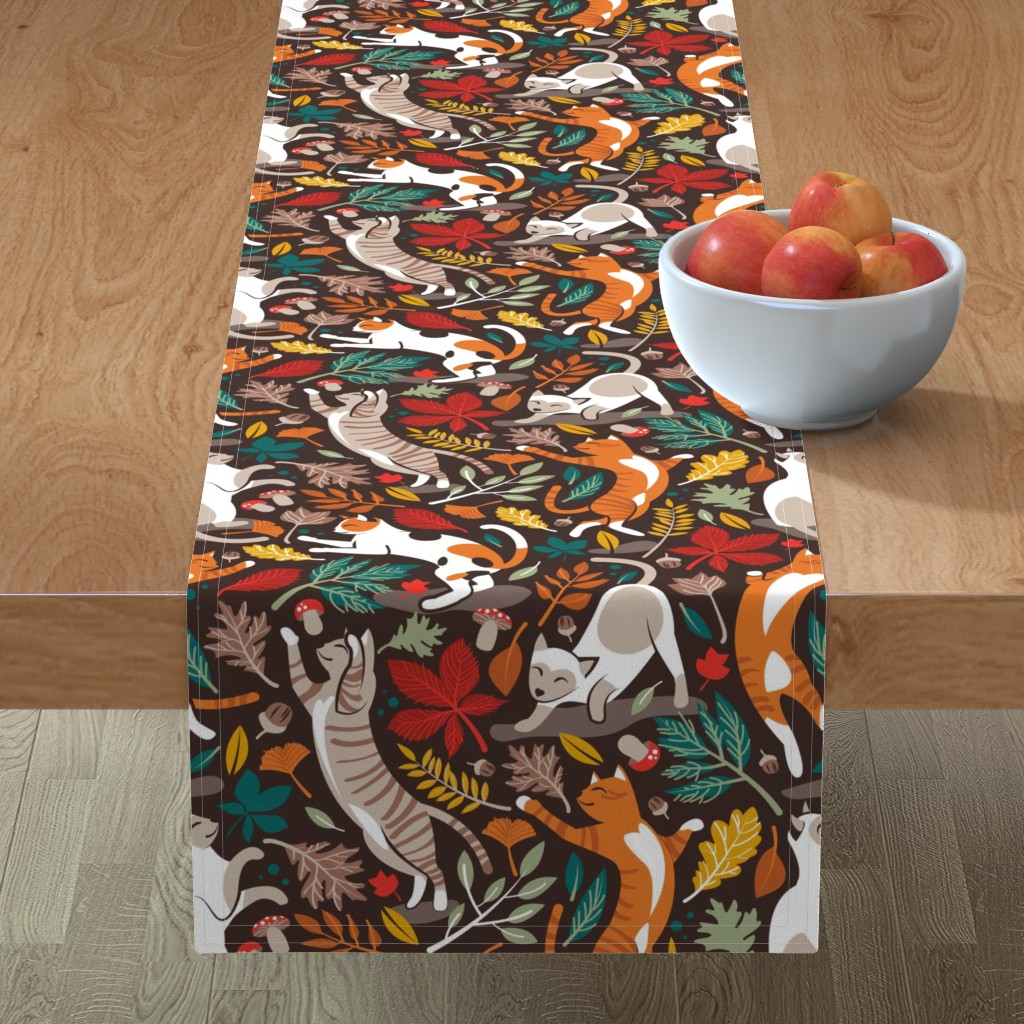 Table Al sold Regular discount out. Runner Autumn Botanical Leaves Cats Cot Fall Animal Feline