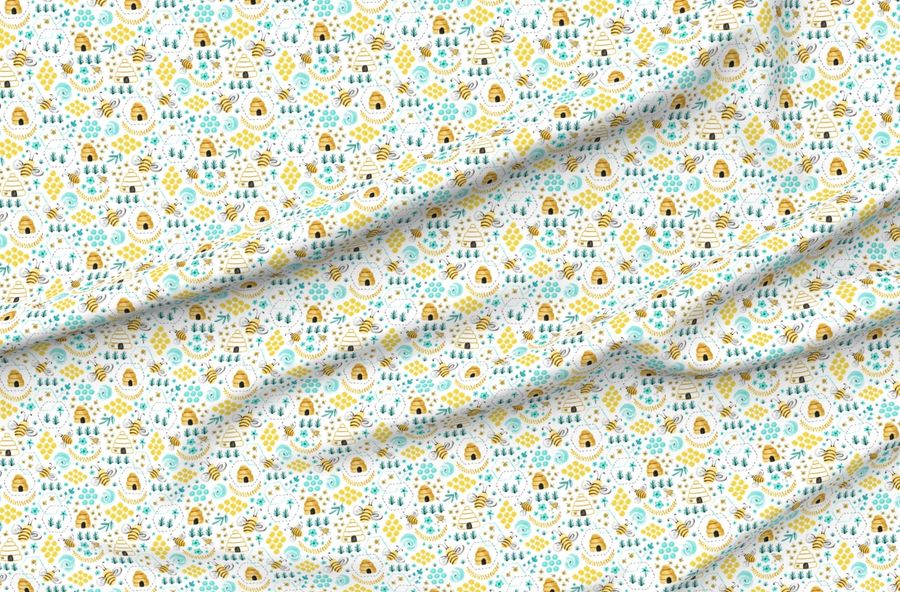 Sweet Cottagecore Bumblebee & Beehive Floral - Spring Garden White Aqua R