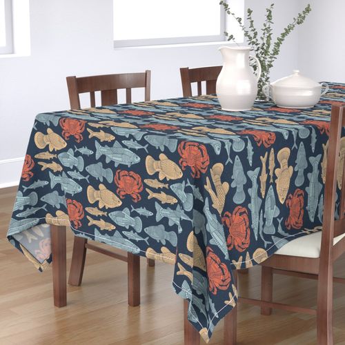 HOME_GOOD_RECTANGULAR_TABLE_CLOTH