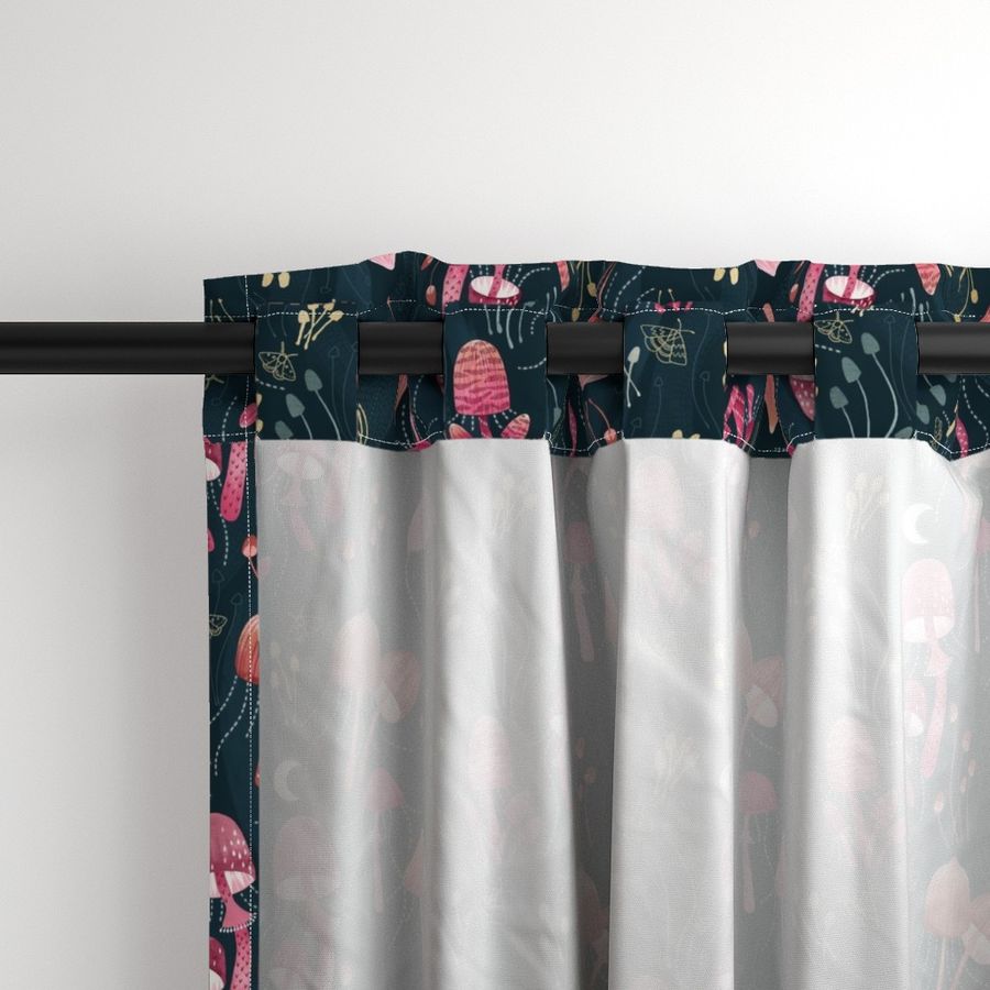 HOME_GOOD_CURTAIN_PANEL