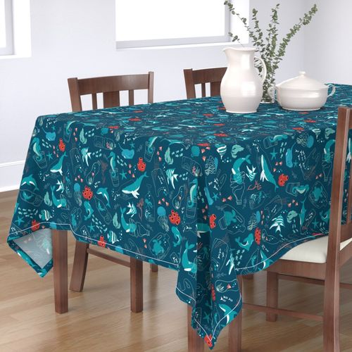 HOME_GOOD_RECTANGULAR_TABLE_CLOTH