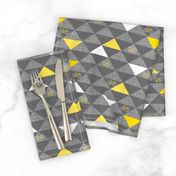 Le Tour Triangles Grey