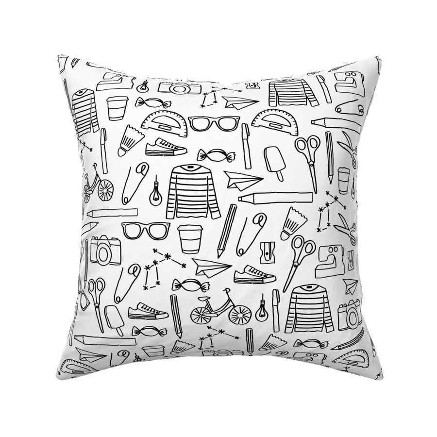 HOME_GOOD_SQUARE_THROW_PILLOW