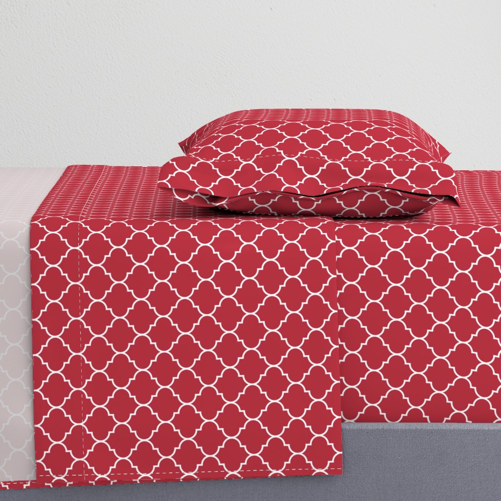 2" Moroccan Quatrefoil Pattern | Christmas Cardinal Red Collection