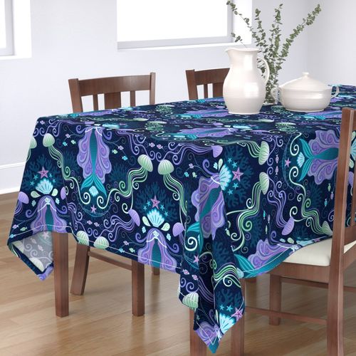 HOME_GOOD_RECTANGULAR_TABLE_CLOTH