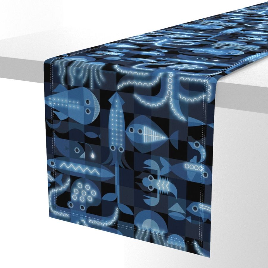 HOME_GOOD_TABLE_RUNNER