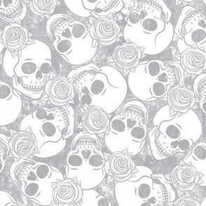 skulls and roses - stamped - light grey - LAD20