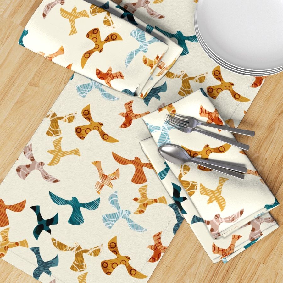 HOME_GOOD_TABLE_RUNNER