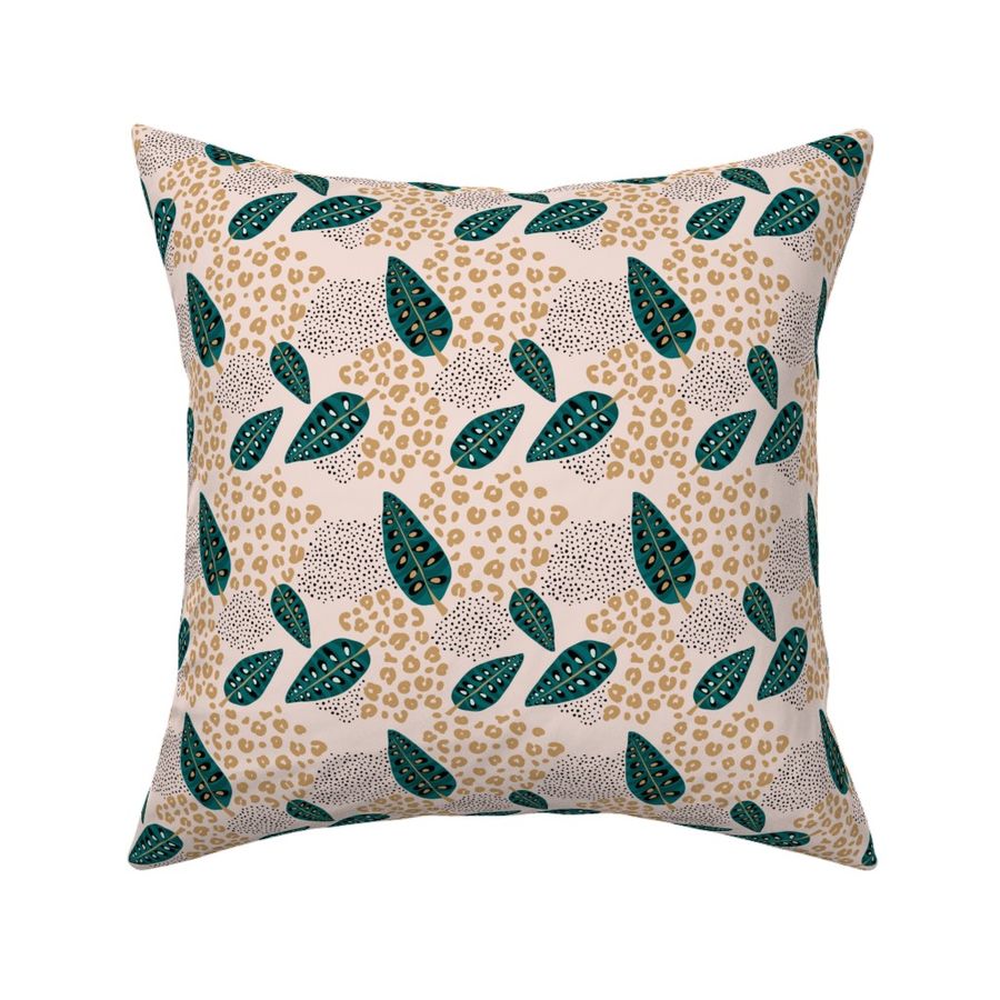 HOME_GOOD_SQUARE_THROW_PILLOW