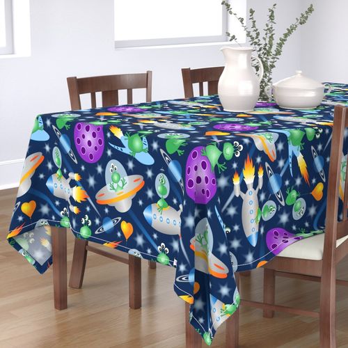 HOME_GOOD_RECTANGULAR_TABLE_CLOTH