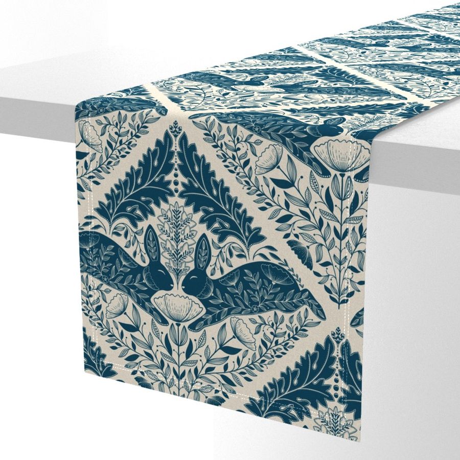 HOME_GOOD_TABLE_RUNNER