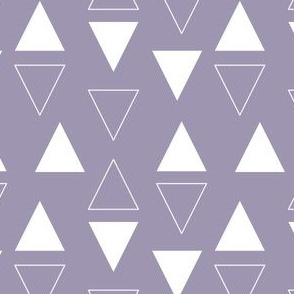 white triangles on heirloom lilac 1 inch