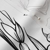 Toile Iris Flowers | Black + White