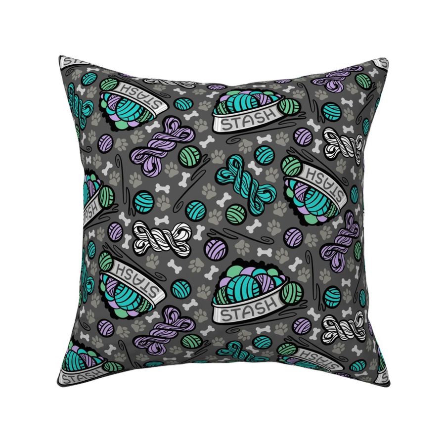 HOME_GOOD_SQUARE_THROW_PILLOW