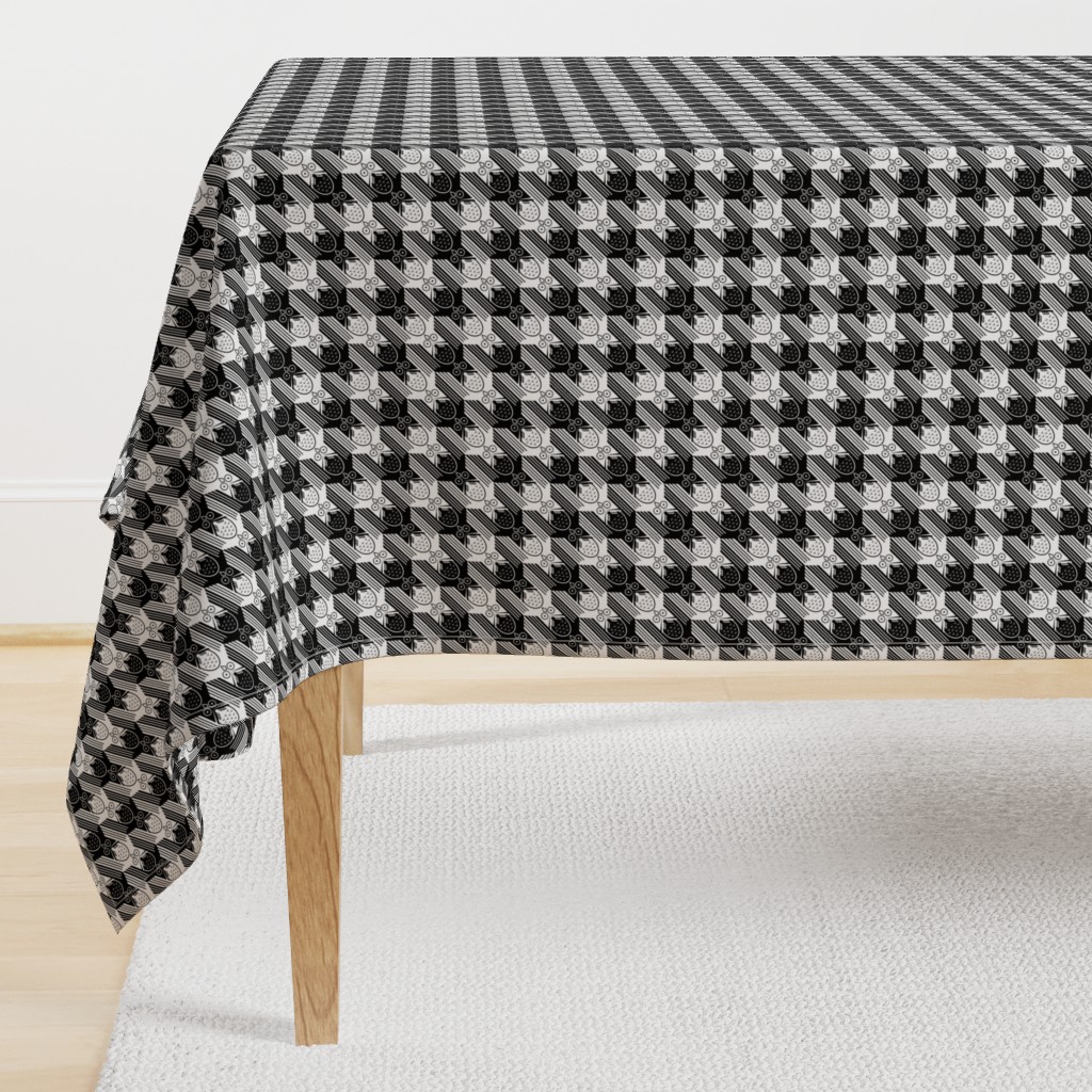 owl houndstooth black and white