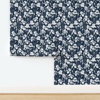 Toile Twilight Iris | Navy+Silvery Gray+White