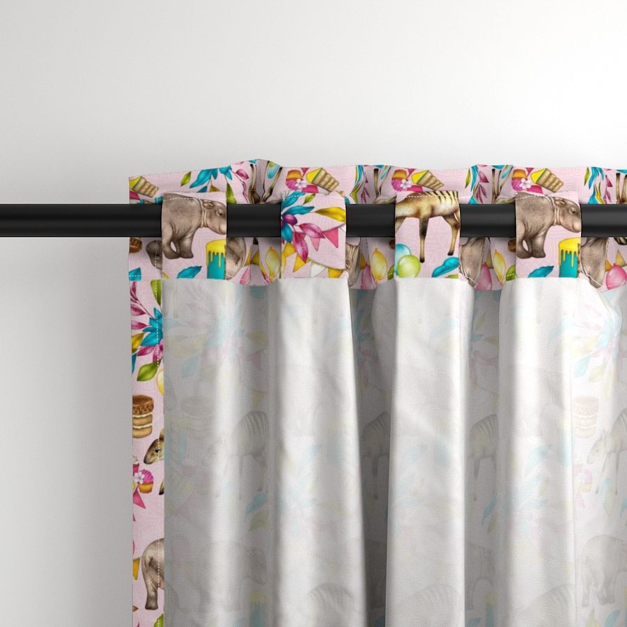 HOME_GOOD_CURTAIN_PANEL