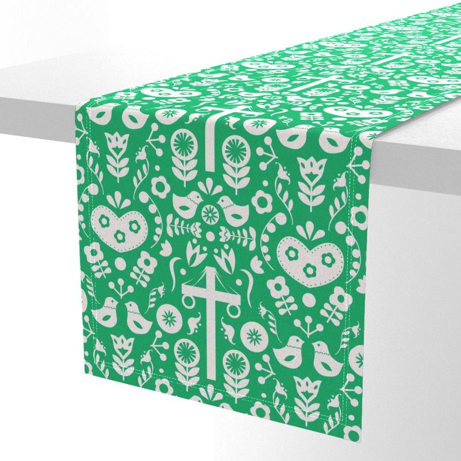 HOME_GOOD_TABLE_RUNNER