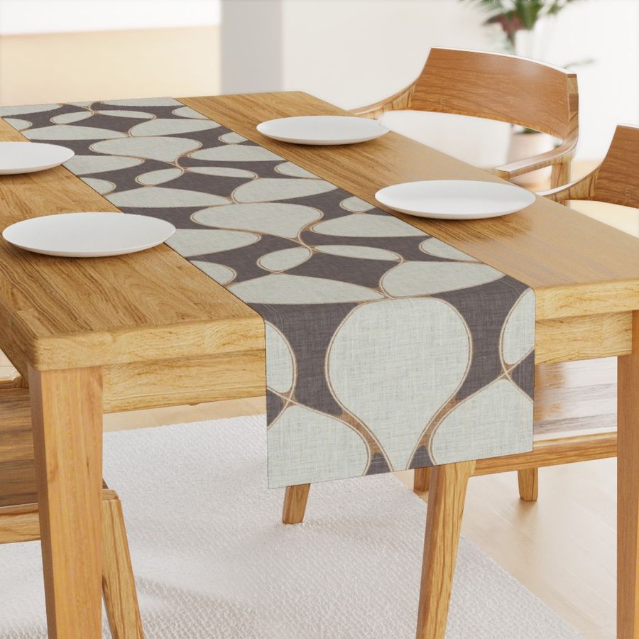 HOME_GOOD_TABLE_RUNNER