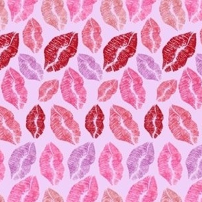 Lips Kiss Print in Pinks