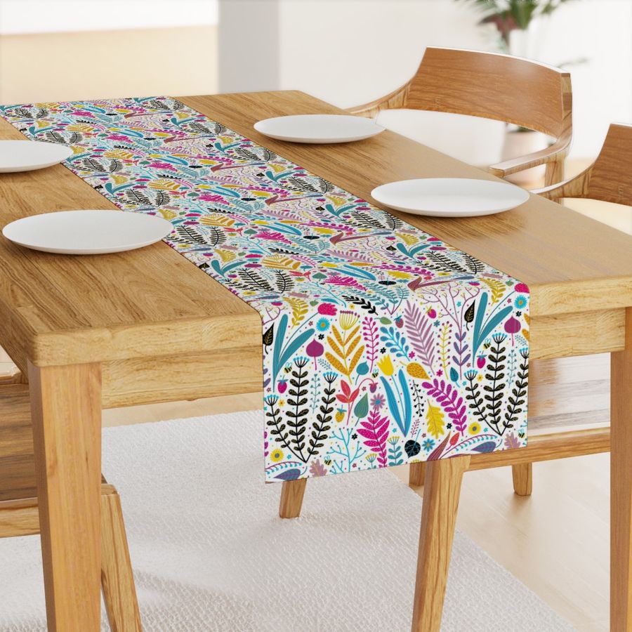 HOME_GOOD_TABLE_RUNNER