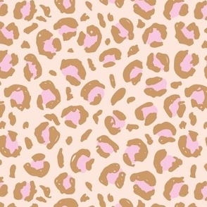 Messy gritty leopard spots - nineties retro style boho wild cat pink