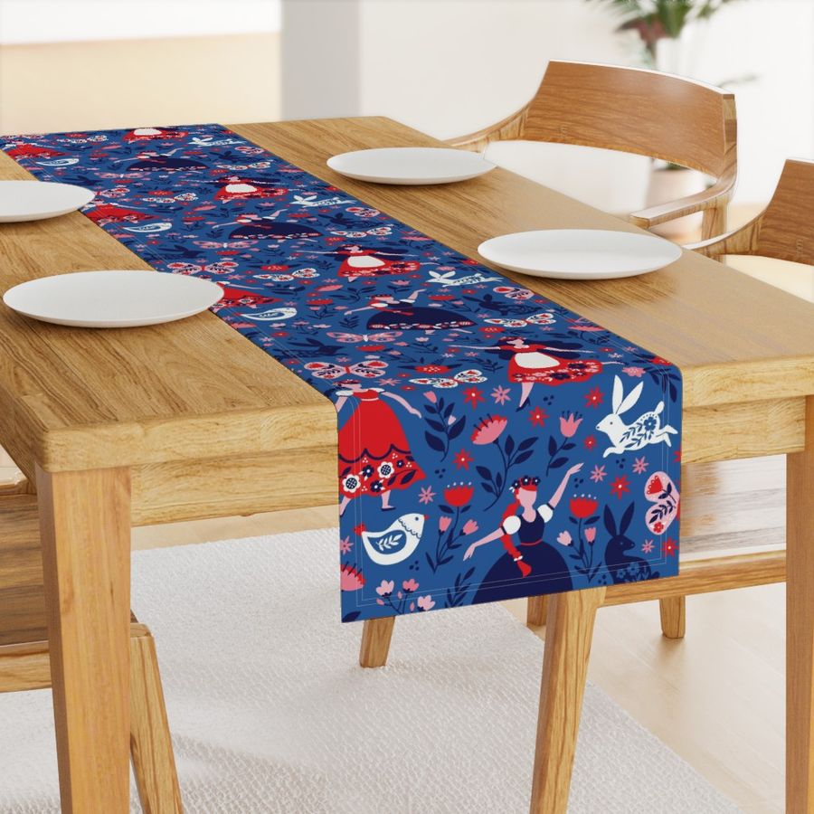 HOME_GOOD_TABLE_RUNNER