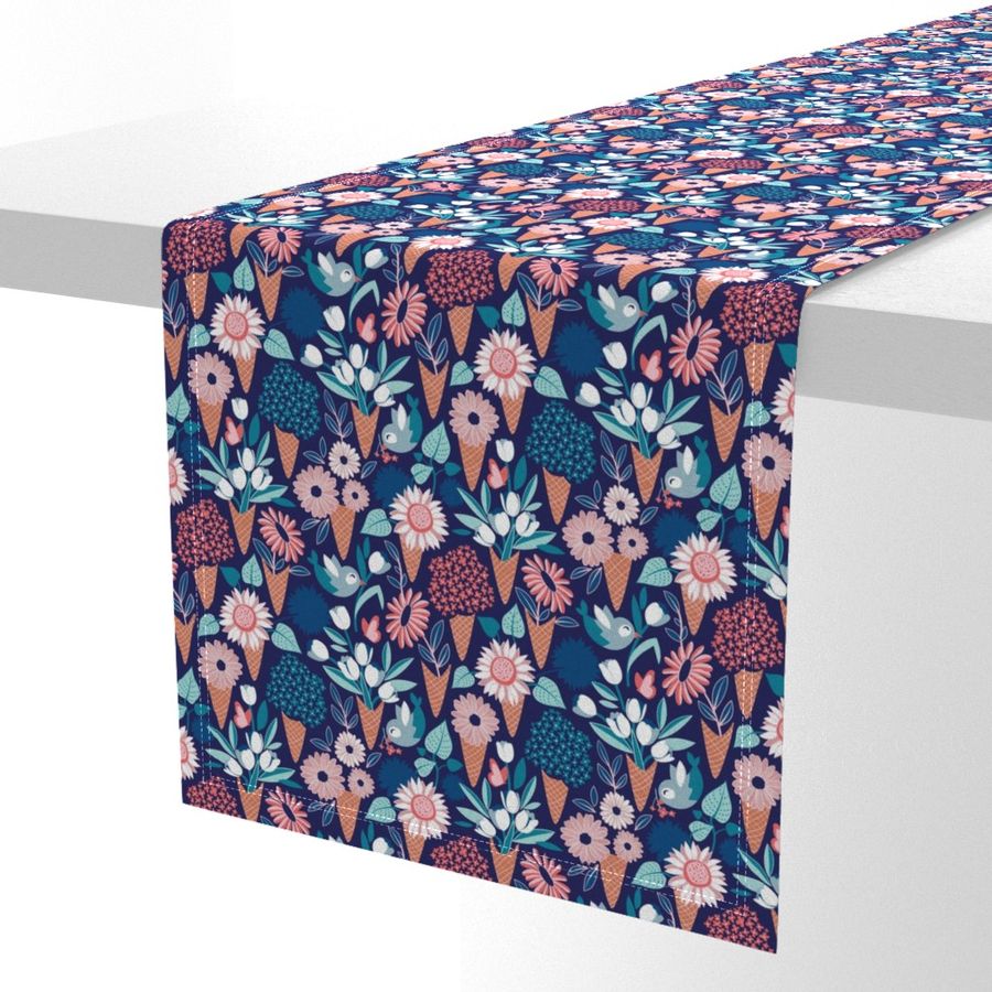 HOME_GOOD_TABLE_RUNNER