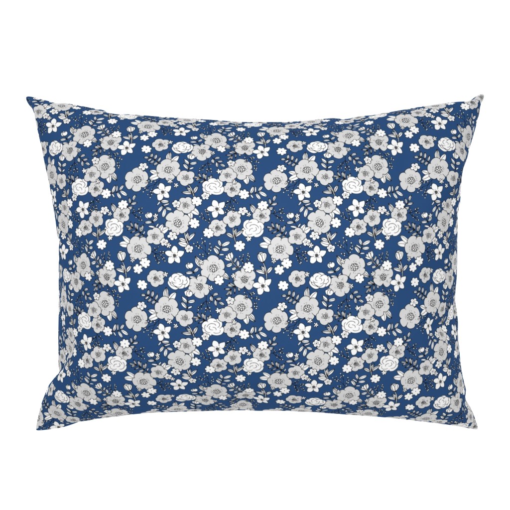 Retro english rose garden flowers and leaves boho blossom print nursery night navy blue white gray