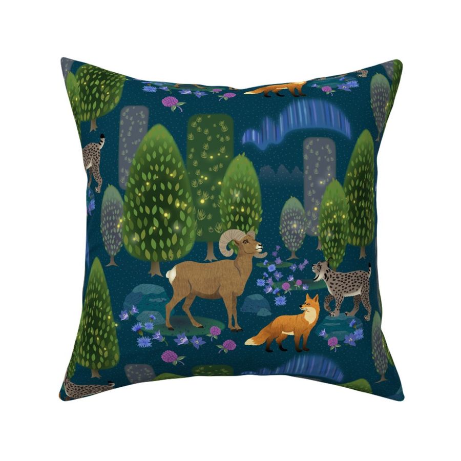 HOME_GOOD_SQUARE_THROW_PILLOW