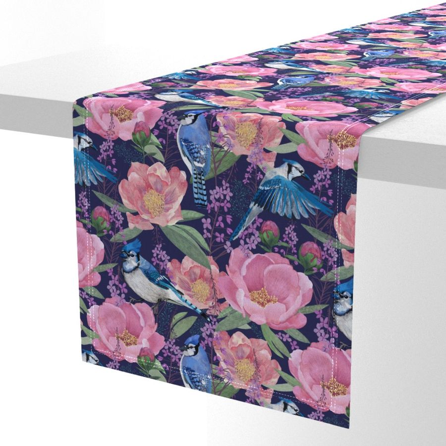 HOME_GOOD_TABLE_RUNNER