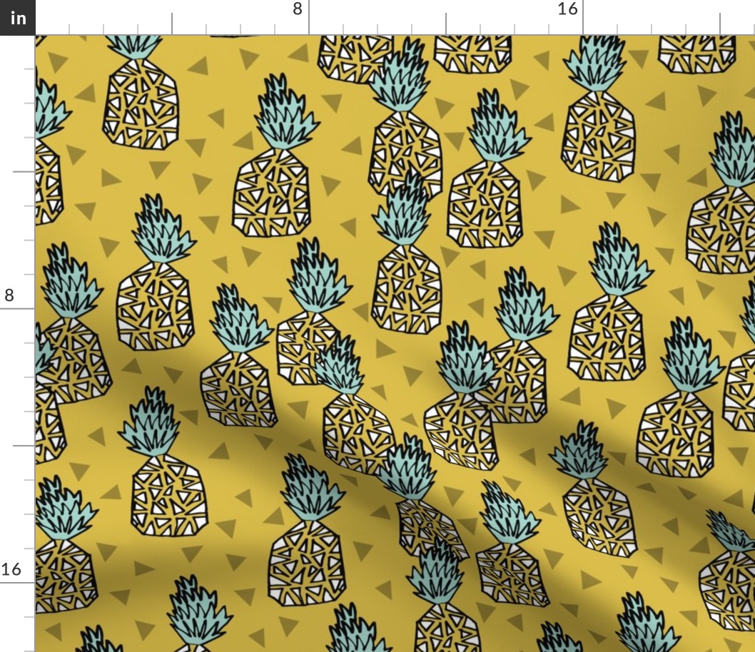 pineapple // geo geometric hand-drawn sweet golden yellow tropical hawaii exotic fruit fruits sweet summer