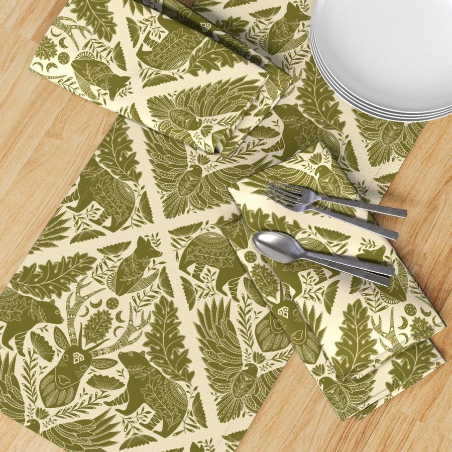 HOME_GOOD_TABLE_RUNNER