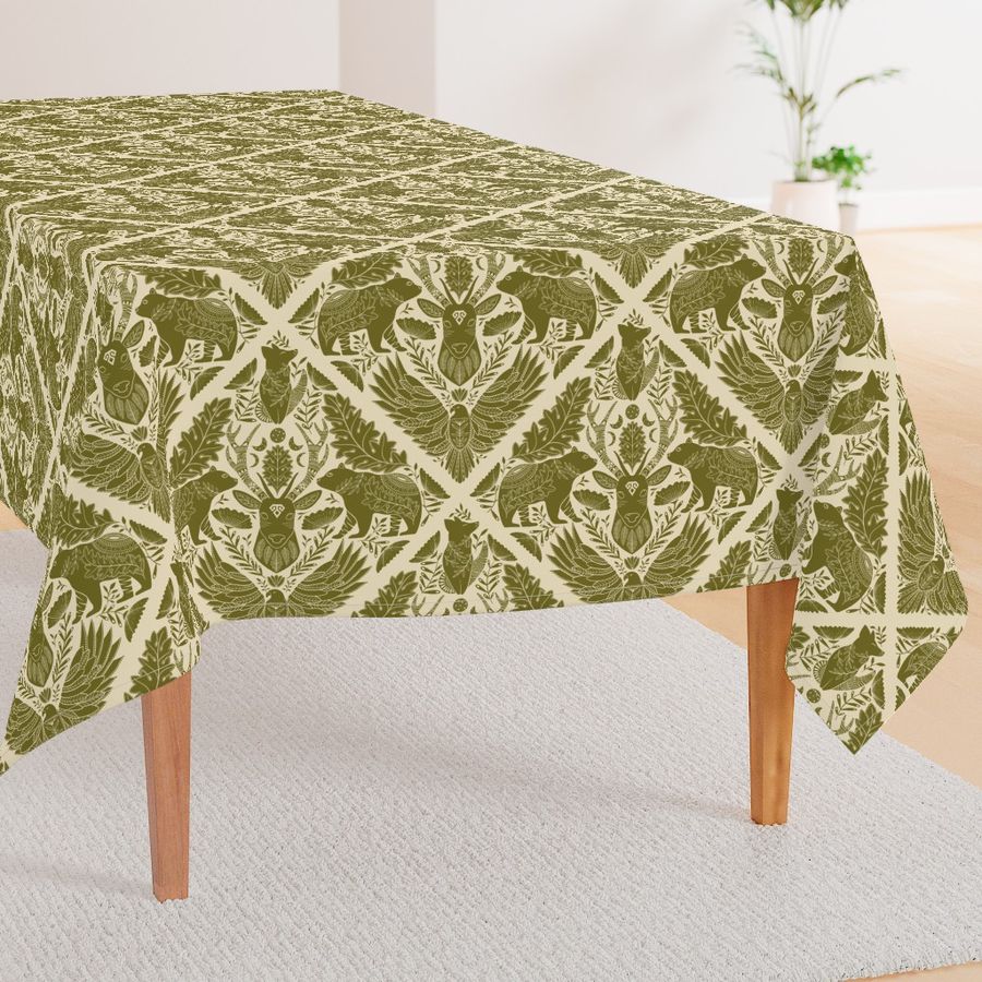 HOME_GOOD_RECTANGULAR_TABLE_CLOTH