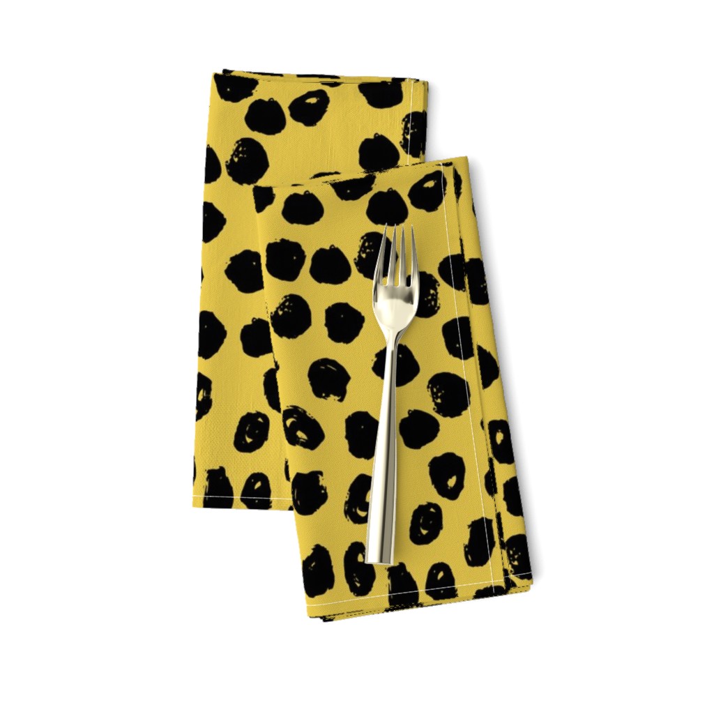black and  yellow dots // black and yellow cheetah spots spot inky dots