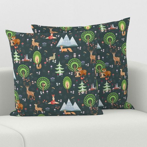 HOME_GOOD_SQUARE_THROW_PILLOW