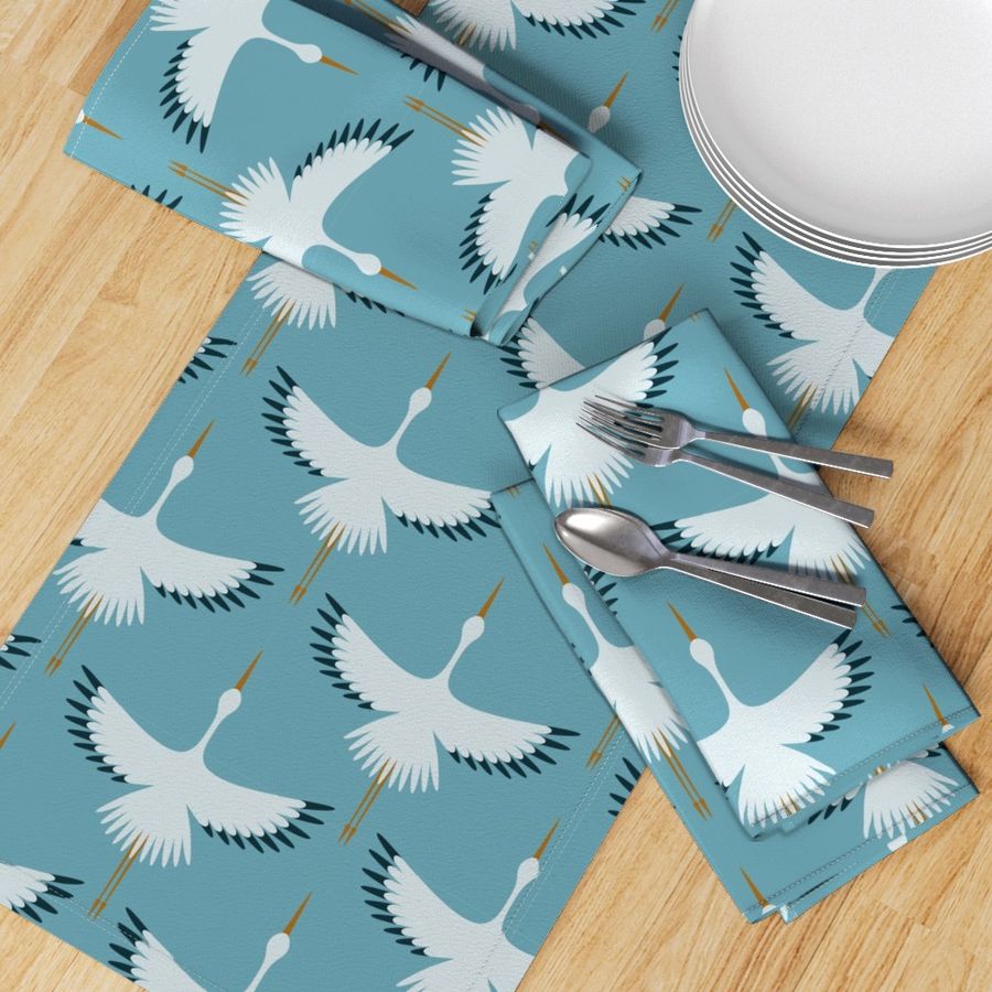 HOME_GOOD_TABLE_RUNNER