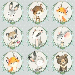Young Forest Friends (frost) Woodland Animals w/ Wreath, SMALL scale