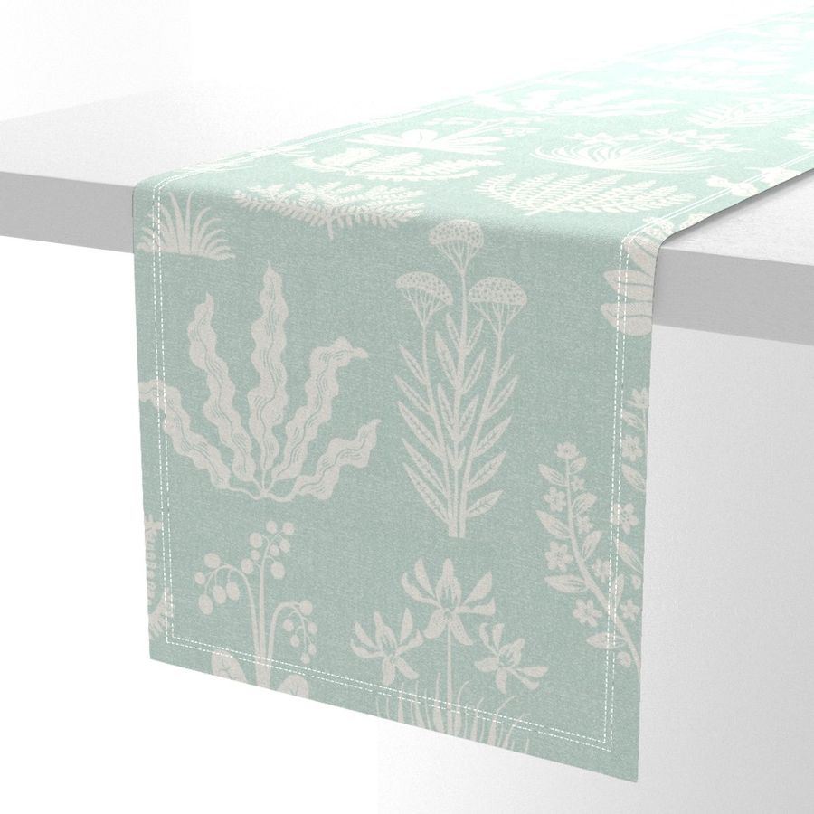 HOME_GOOD_TABLE_RUNNER