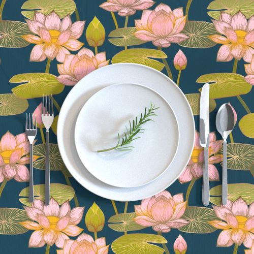 HOME_GOOD_RECTANGULAR_TABLE_CLOTH