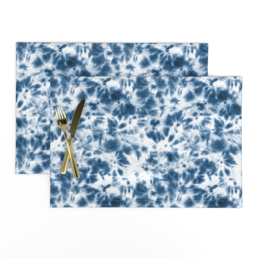 Tie dye shibori indigo blue navy seamless pattern