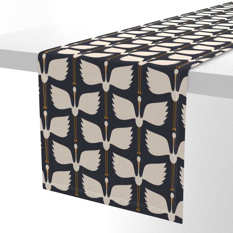 HOME_GOOD_TABLE_RUNNER