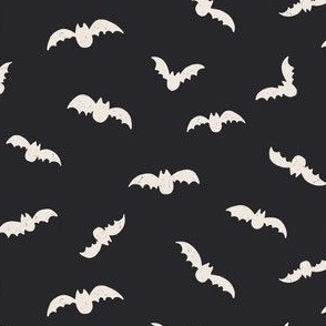 Extra Small // Halloween Creamy white bats on black