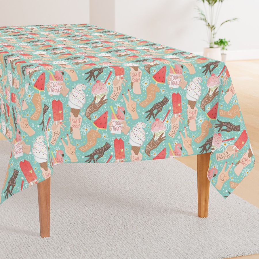 HOME_GOOD_RECTANGULAR_TABLE_CLOTH