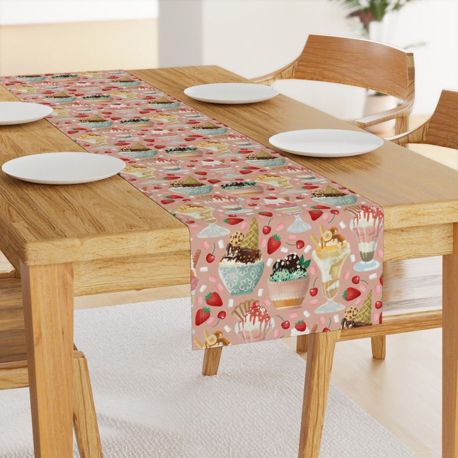 HOME_GOOD_TABLE_RUNNER