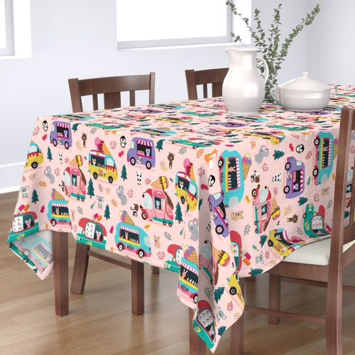 HOME_GOOD_RECTANGULAR_TABLE_CLOTH