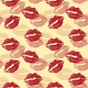 Lips (Multiple) ~ Yellow