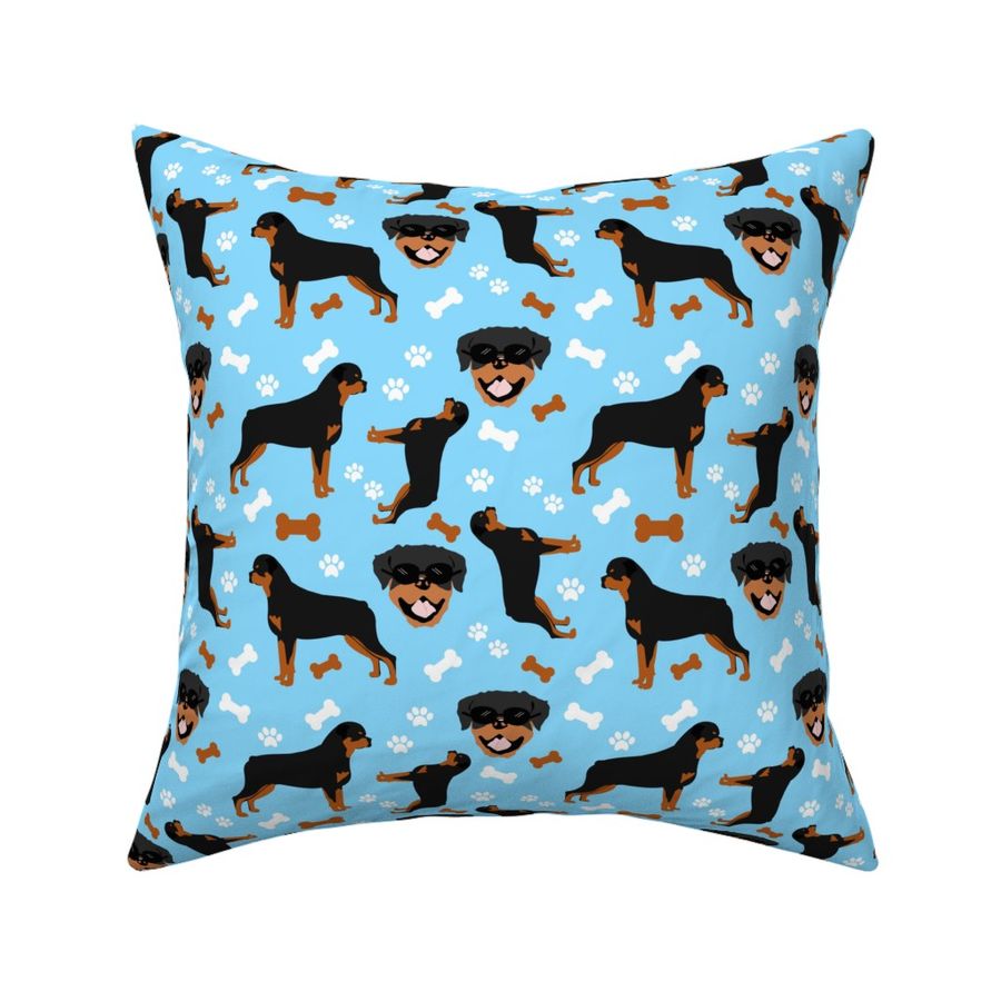 HOME_GOOD_SQUARE_THROW_PILLOW