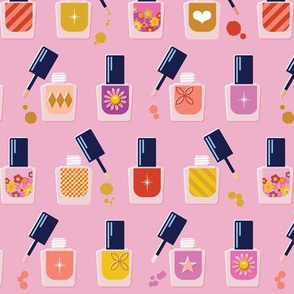 Lustre* (Pink Cow) || pretty nail polish bottles