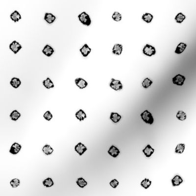 Kanoko Shibori black dots